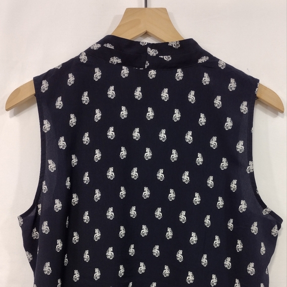 Cabi Momento Blouse Women's L Blue White Casual Comfy Retro 90s Beach Vacation - Picture 8 of 10